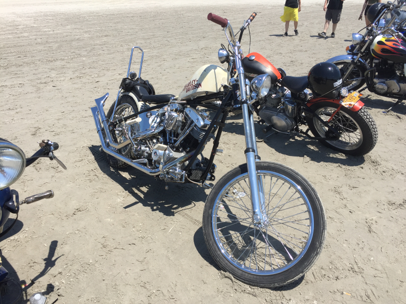 Illustration for article titled So while some oppos will be sad that Blacktop Nationals was a bust, Customs on the Beach was the exact opposite of that.